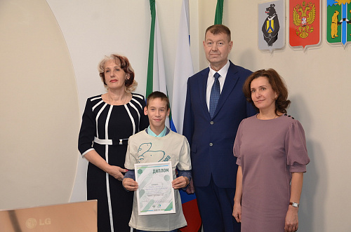 Участник премии «Экология - дело каждого» из Хабаровского края получил свой приз